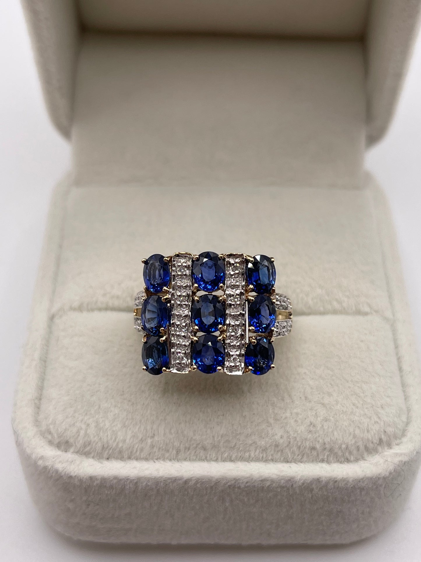 9ct gold kyanite and diamond ring