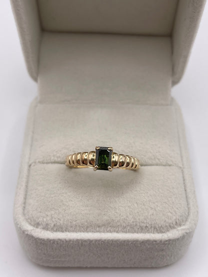 9ct gold tourmaline ring