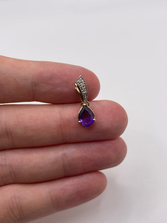 9ct gold amethyst and diamond pendant