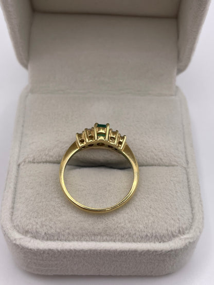 14ct gold emerald and diamond ring