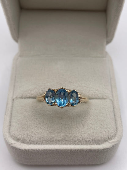 9ct gold topaz ring