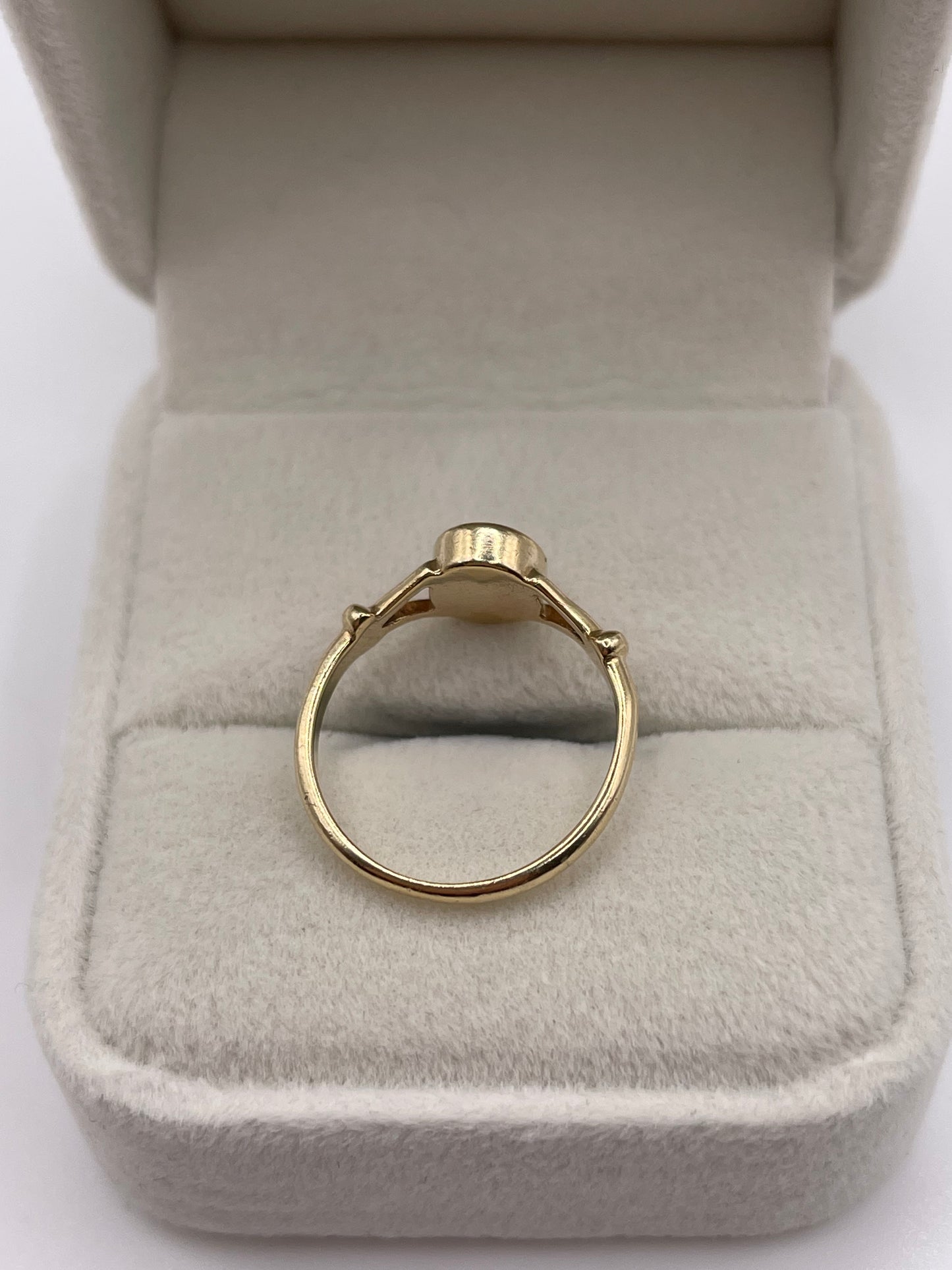 9ct gold blue John ring
