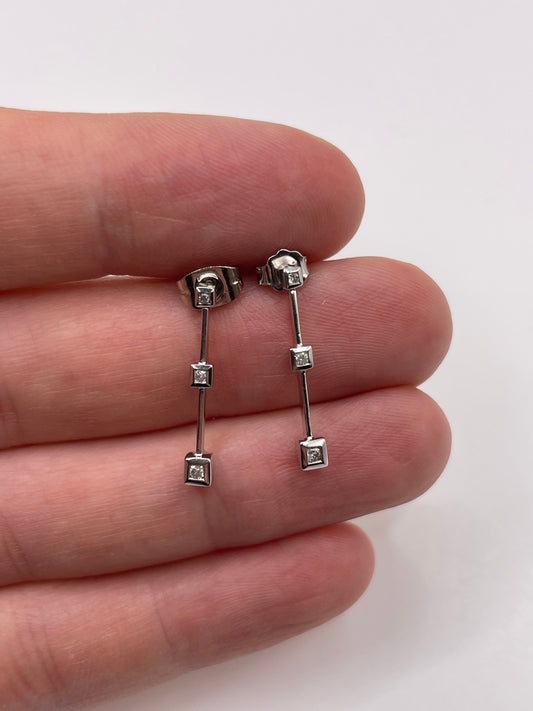 9ct white gold diamond earrings