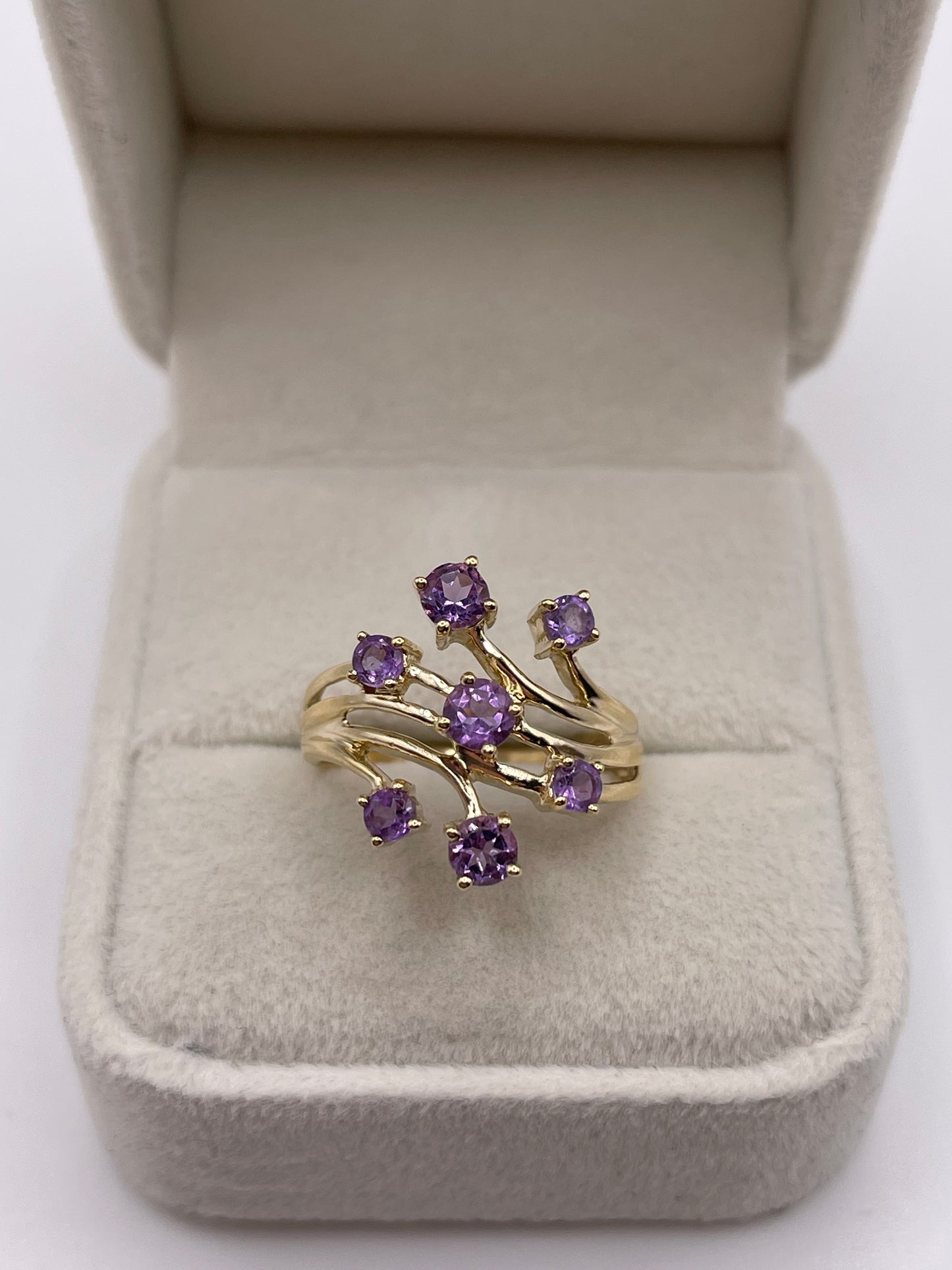 9ct gold amethyst ring