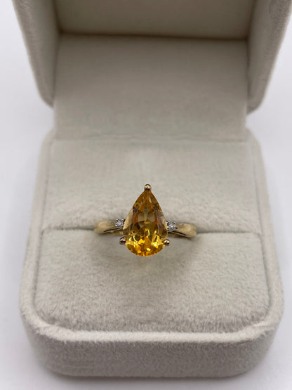 9ct gold citrine and diamond ring