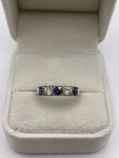 18ct gold sapphire and diamond ring