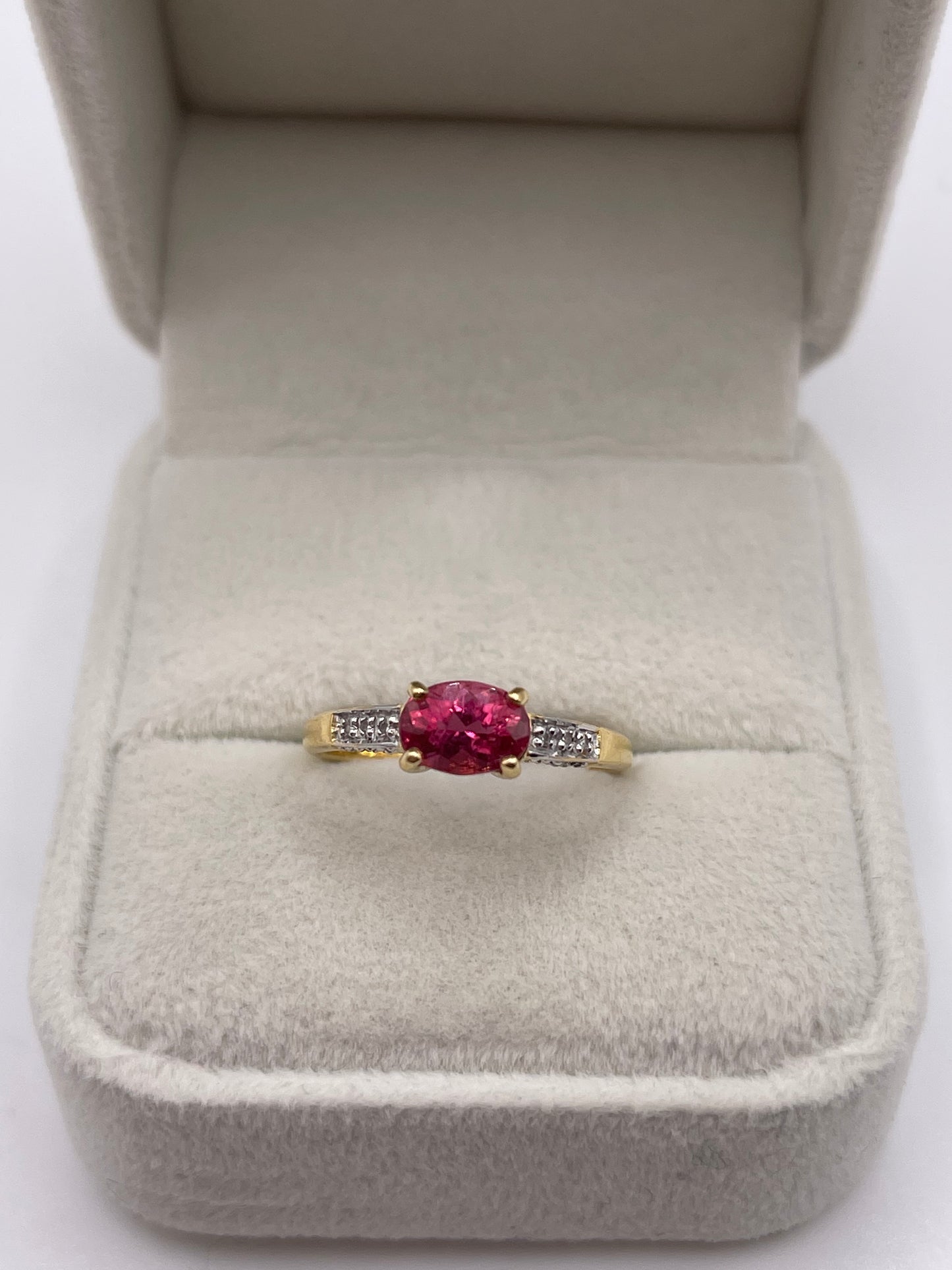 18ct gold tourmaline and diamond ring