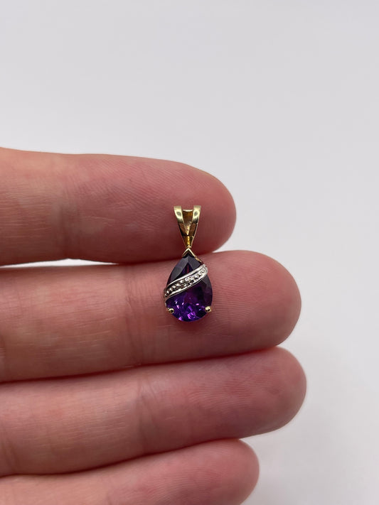 9ct gold amethyst and diamond pendant