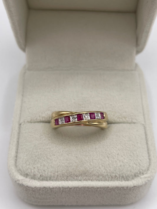 9ct gold ruby and diamond ring