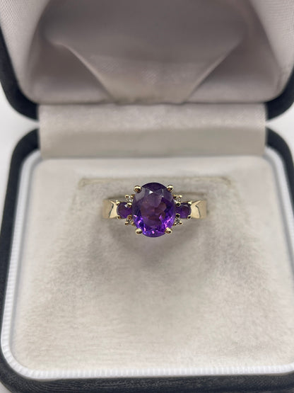 9ct gold amethyst and diamond ring