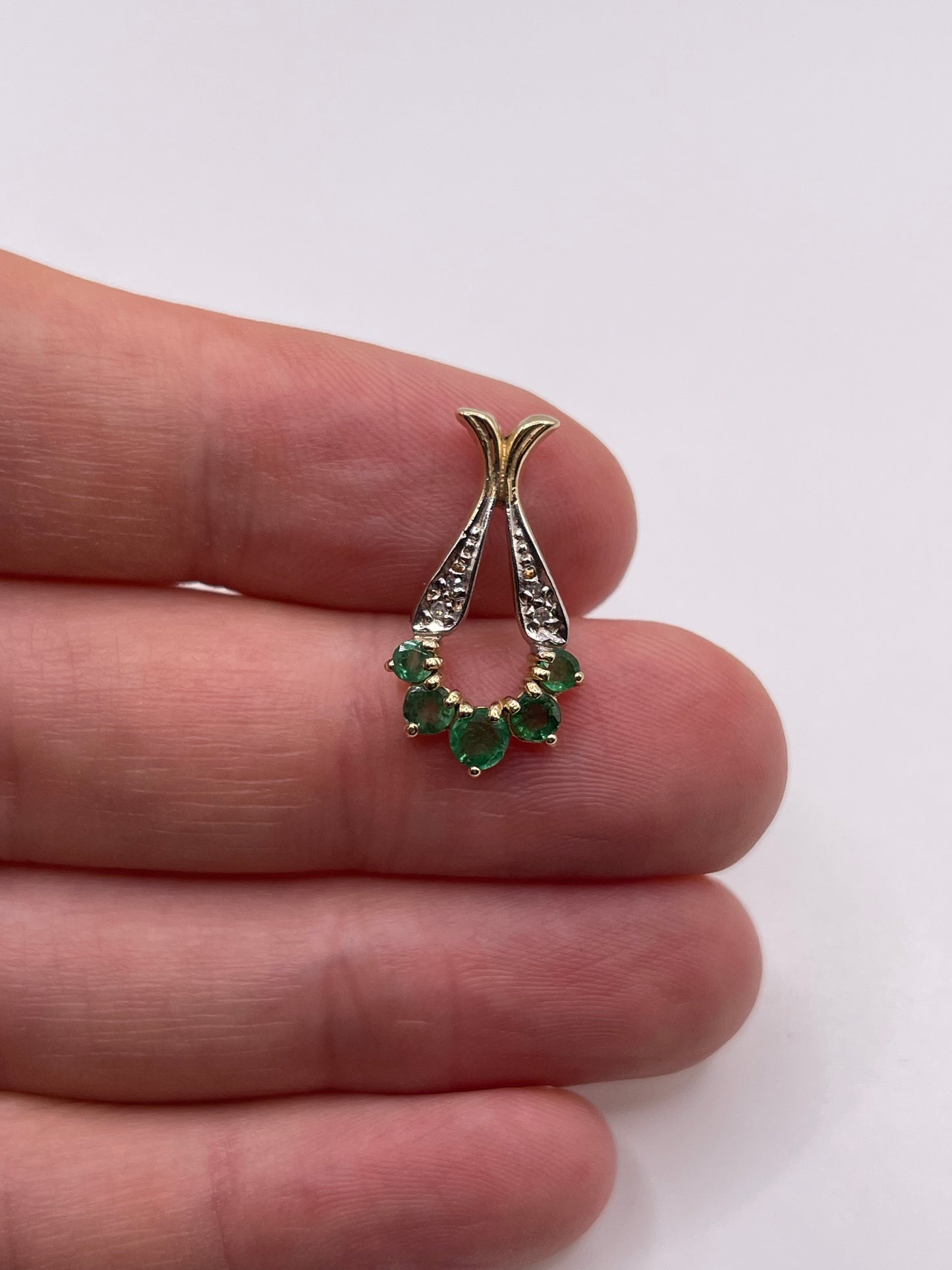 9ct gold emerald and diamond pendant