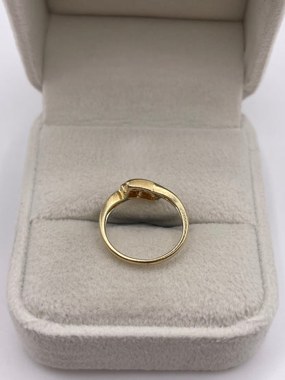9ct gold diamond ring
