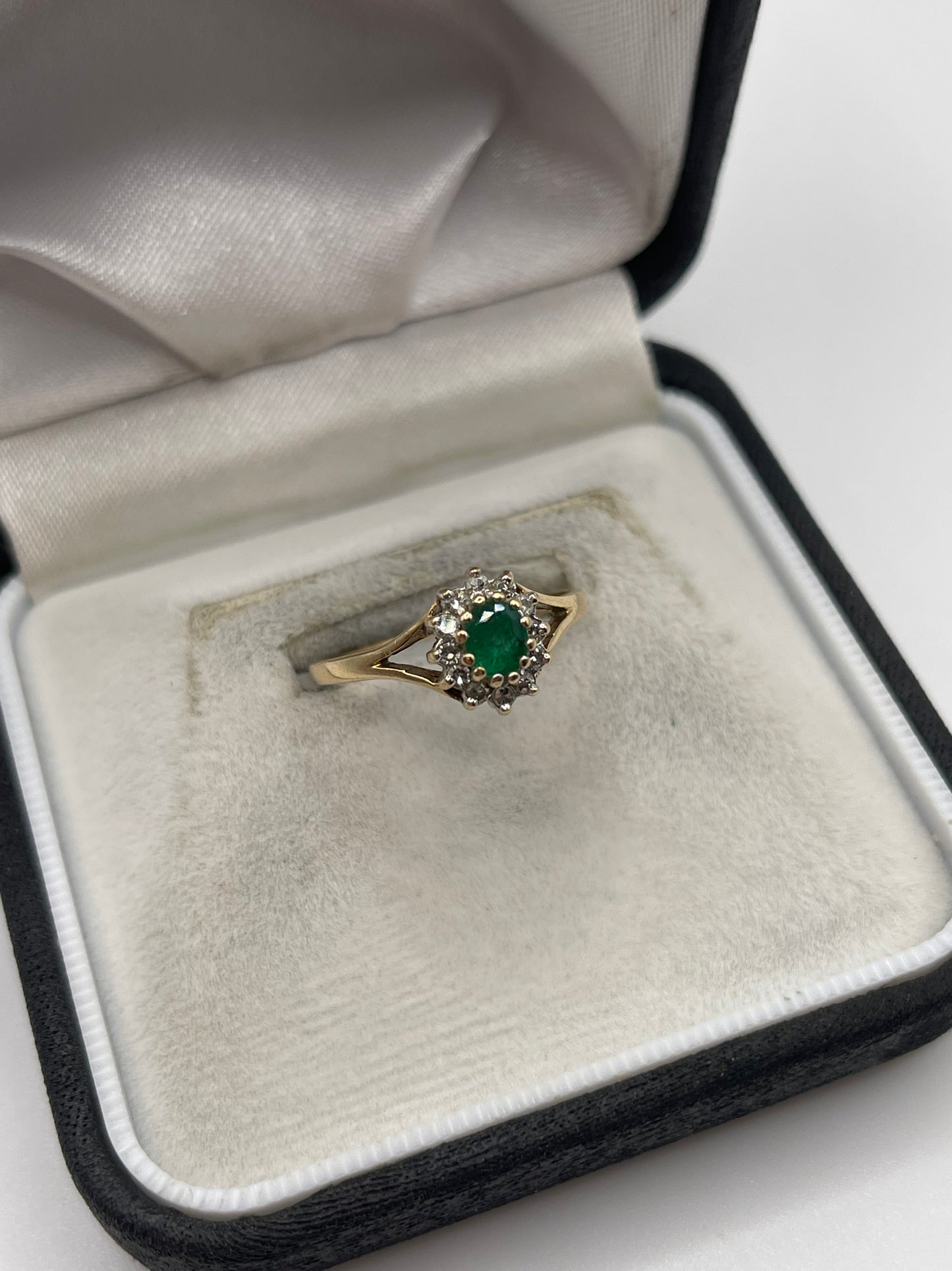 9ct gold emerald and diamond ring