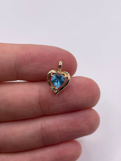 9ct topaz and diamond pendant