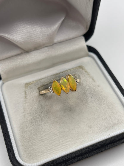 9ct gold opal and zircon ring