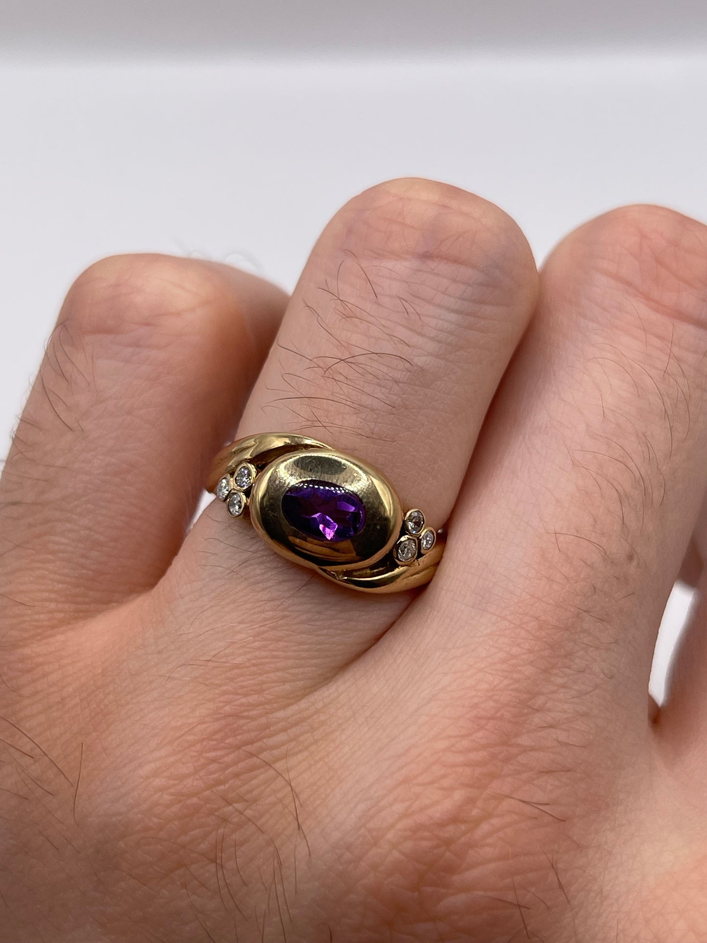 9ct gold amethyst and diamond ring