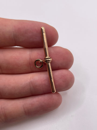 9ct rose gold t bar pendant