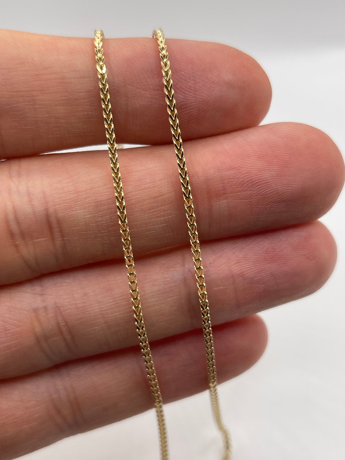 9ct gold chain 255