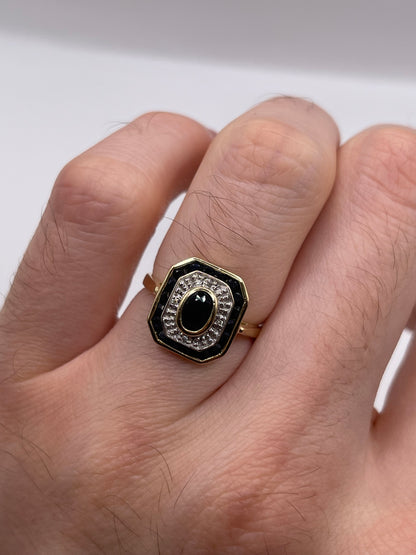 9ct gold sapphire and diamond ring