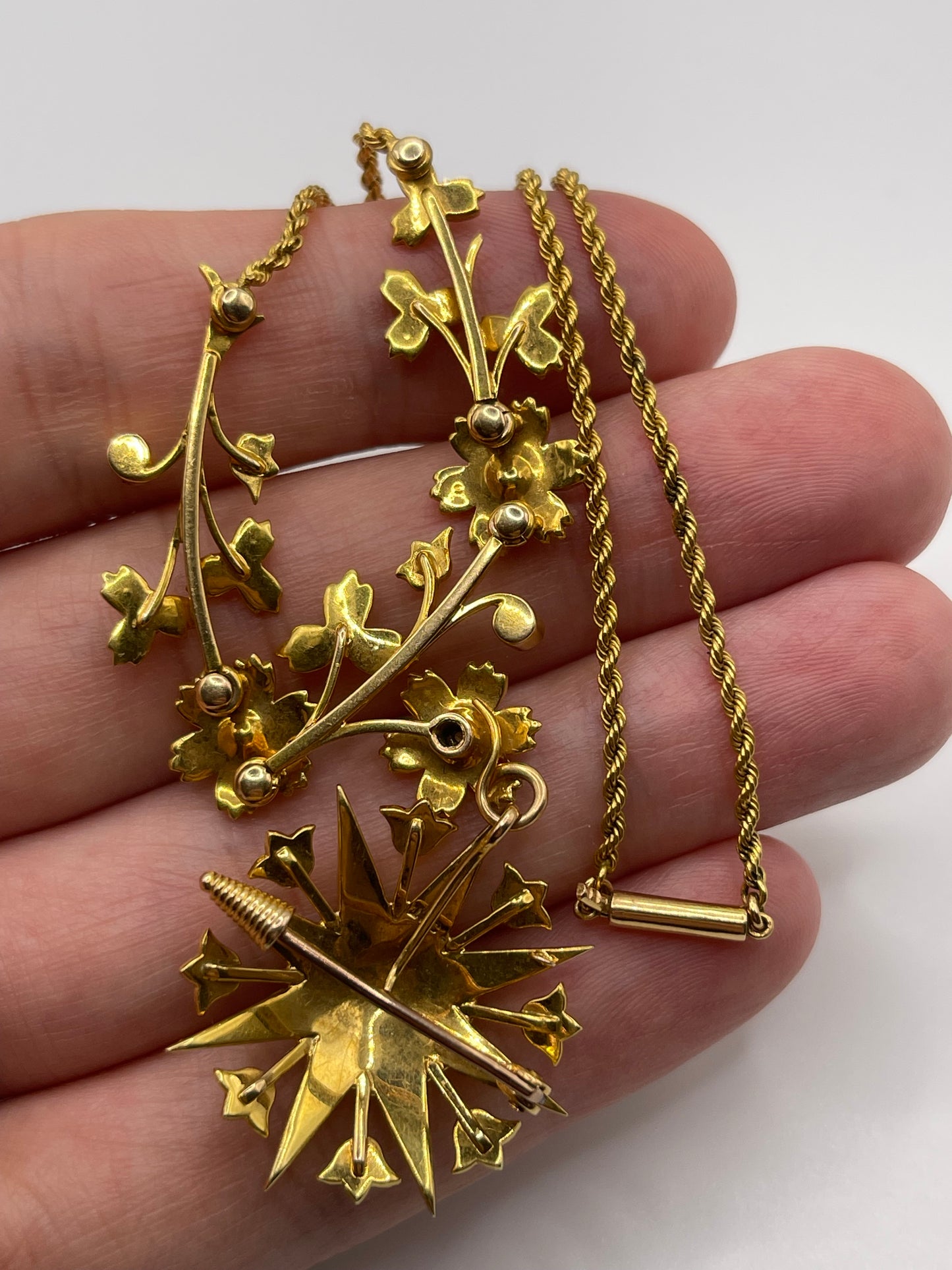Antique 18ct gold pearl necklace