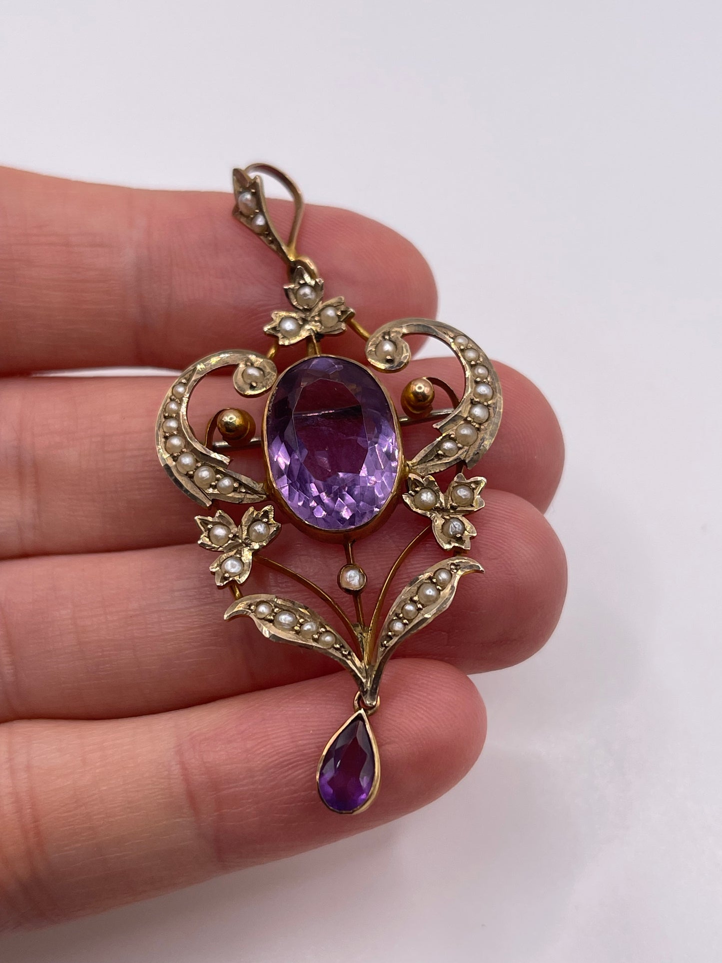 Antique 9ct gold amethyst and pearl pendant
