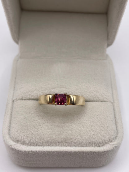 9ct gold tourmaline ring