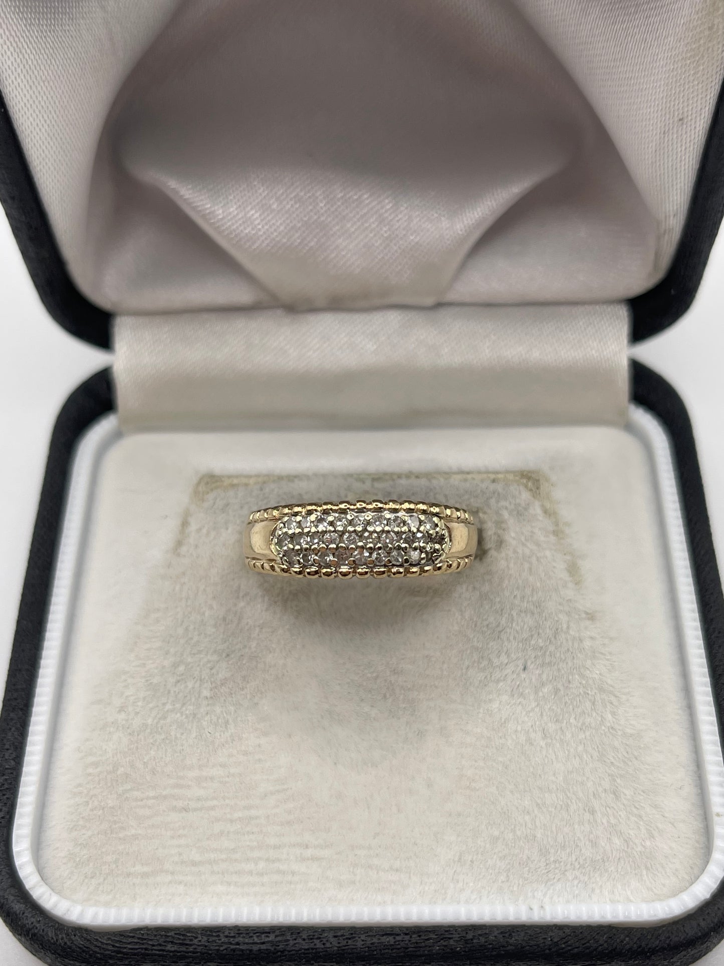 9ct gold 25 point diamond cluster ring