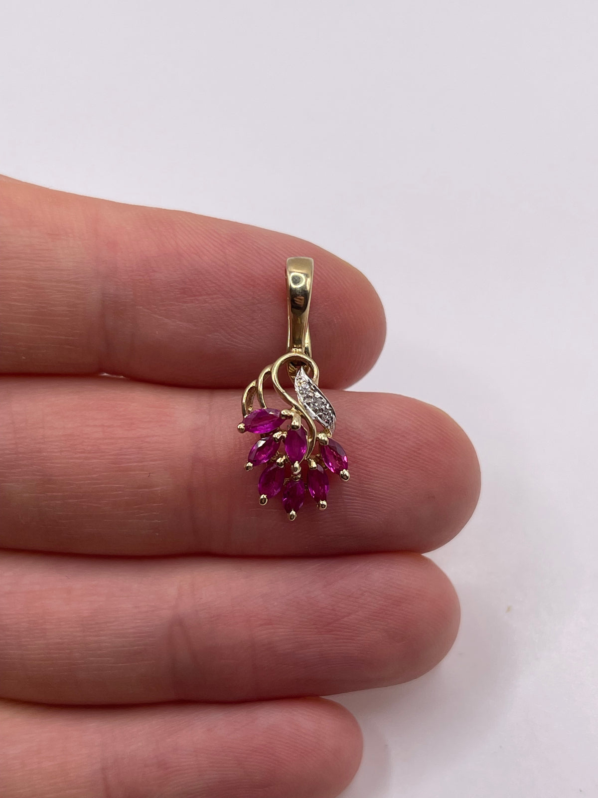 9ct gold ruby and diamond pendant