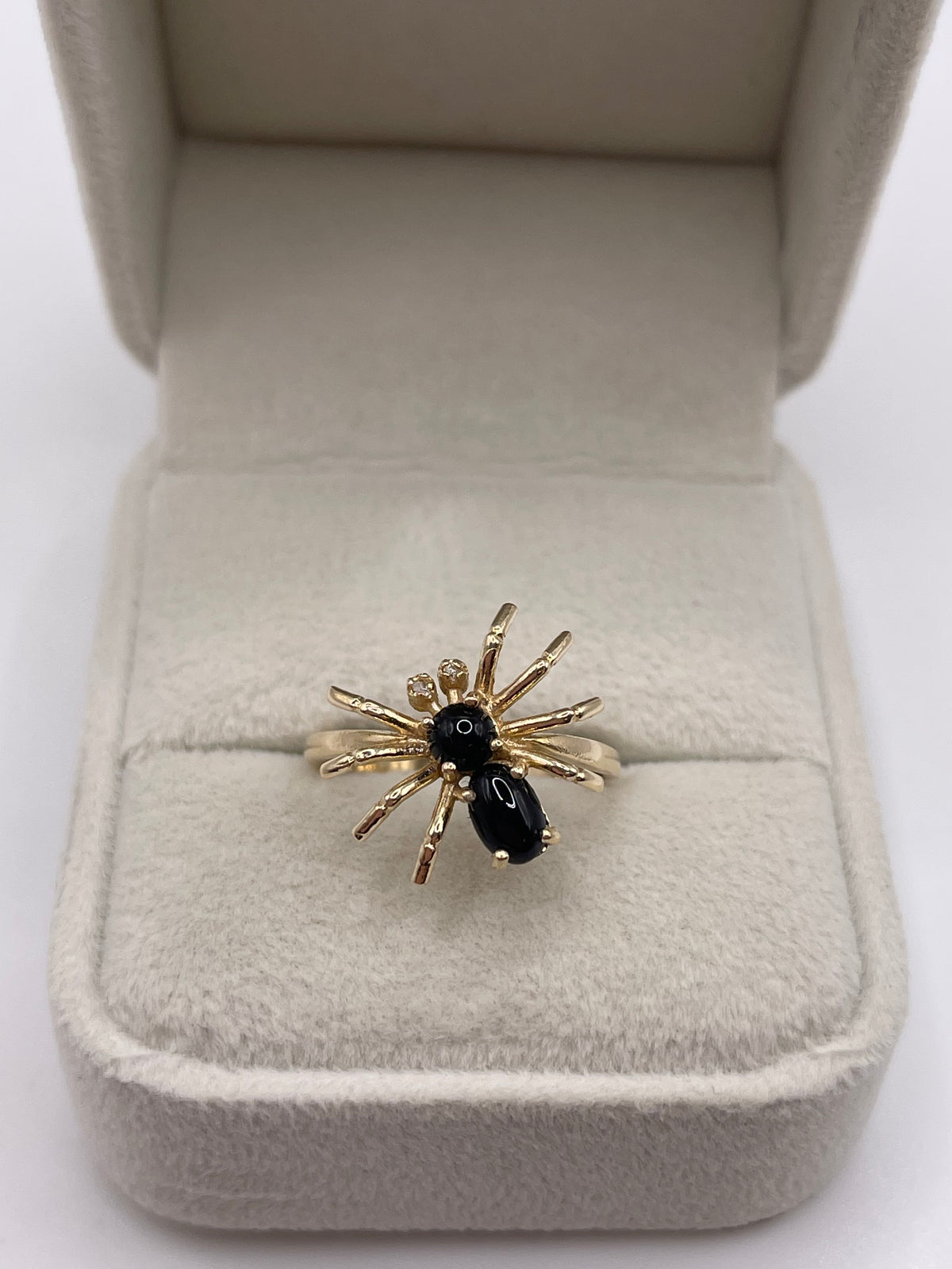 9ct gold onyx and diamond spider ring