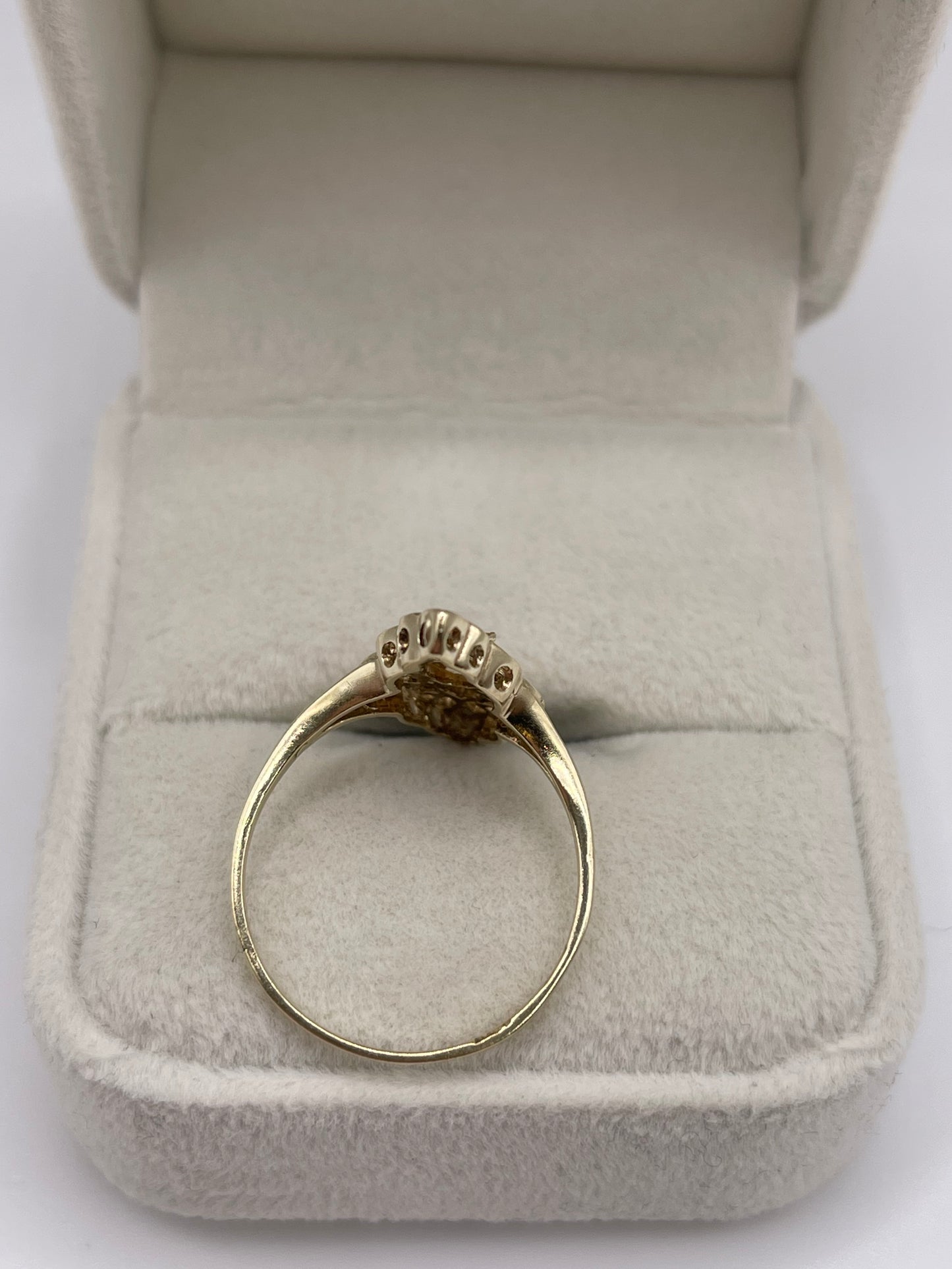 9ct gold opal ring