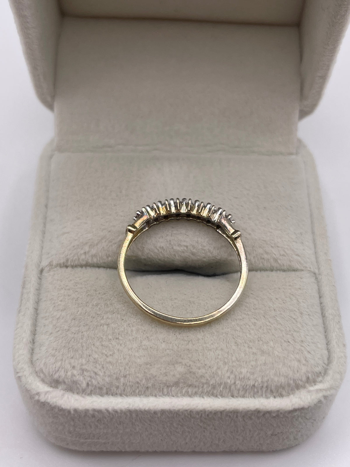 9ct gold diamond cluster ring