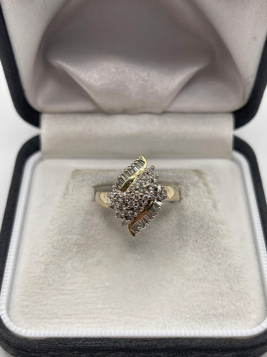 9ct gold diamond cluster ring