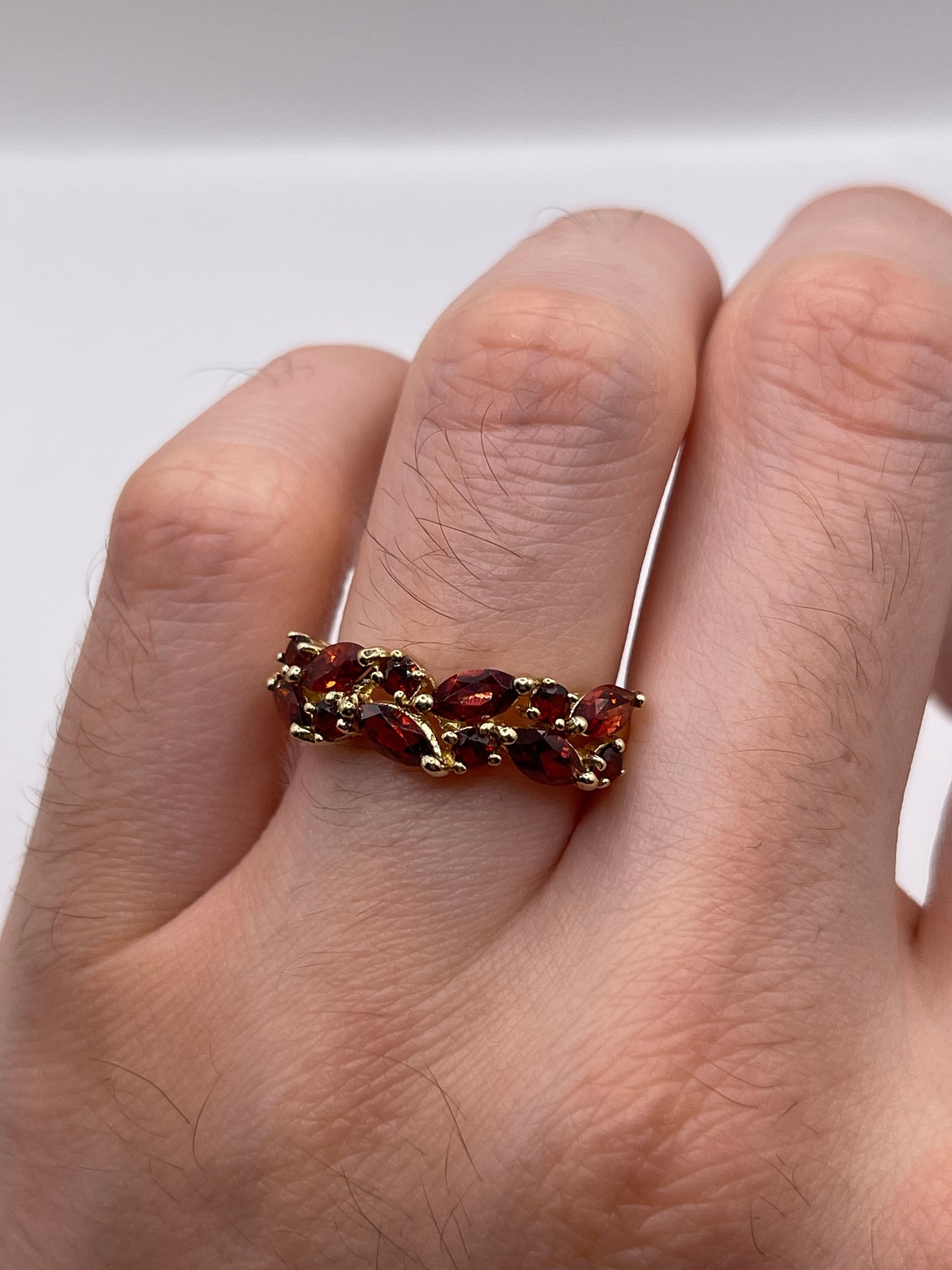 9ct gold garnet cluster ring