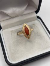 Load image into Gallery viewer, 18ct gold coral ring

