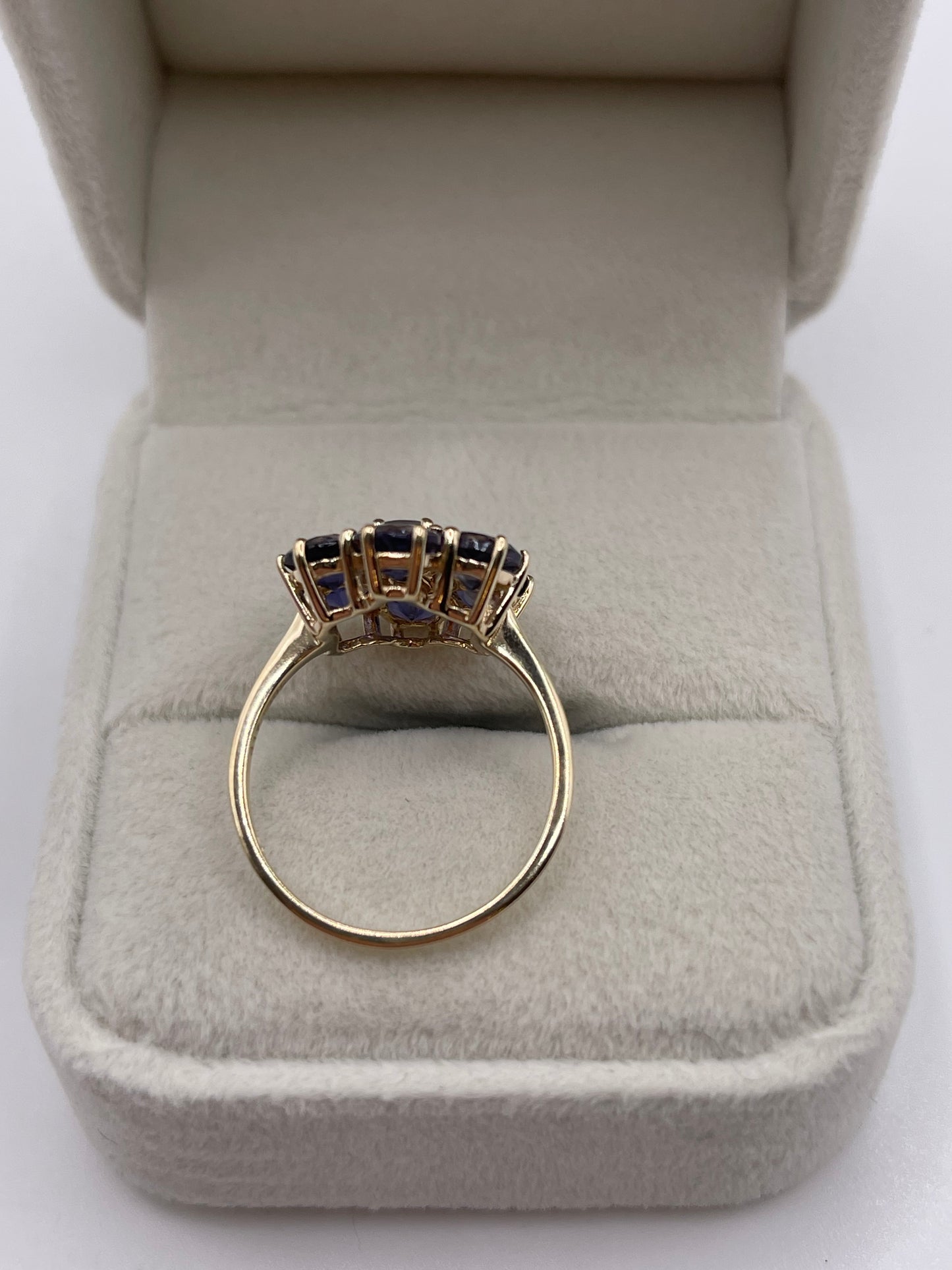 9ct gold iolite cluster ring