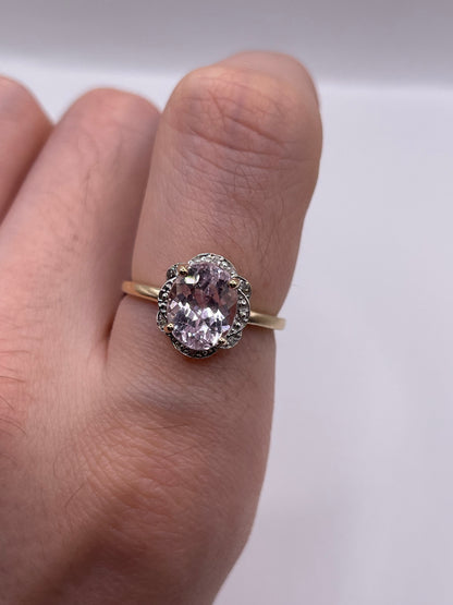 9ct gold morganite and diamond ring