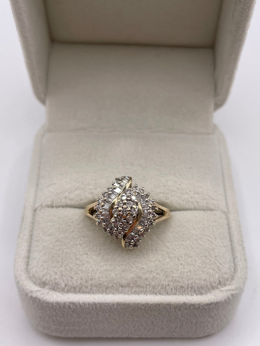 9ct gold diamond cluster ring