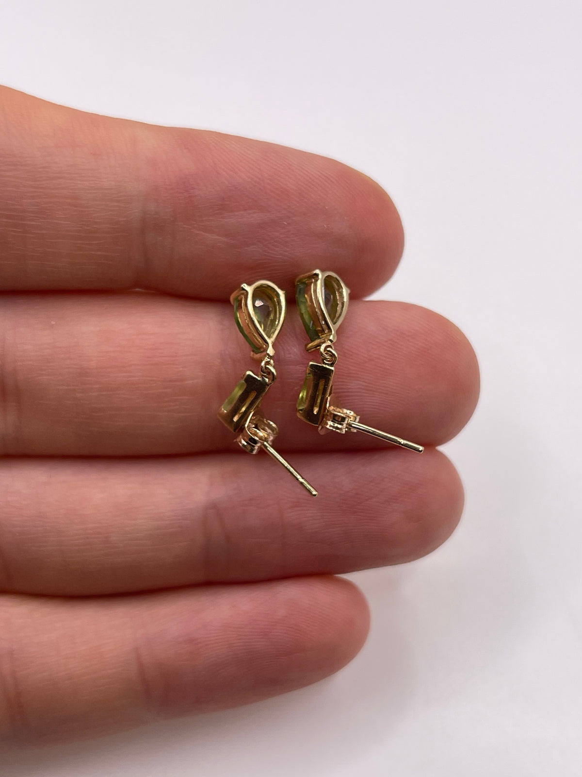 9ct gold quartz earrings