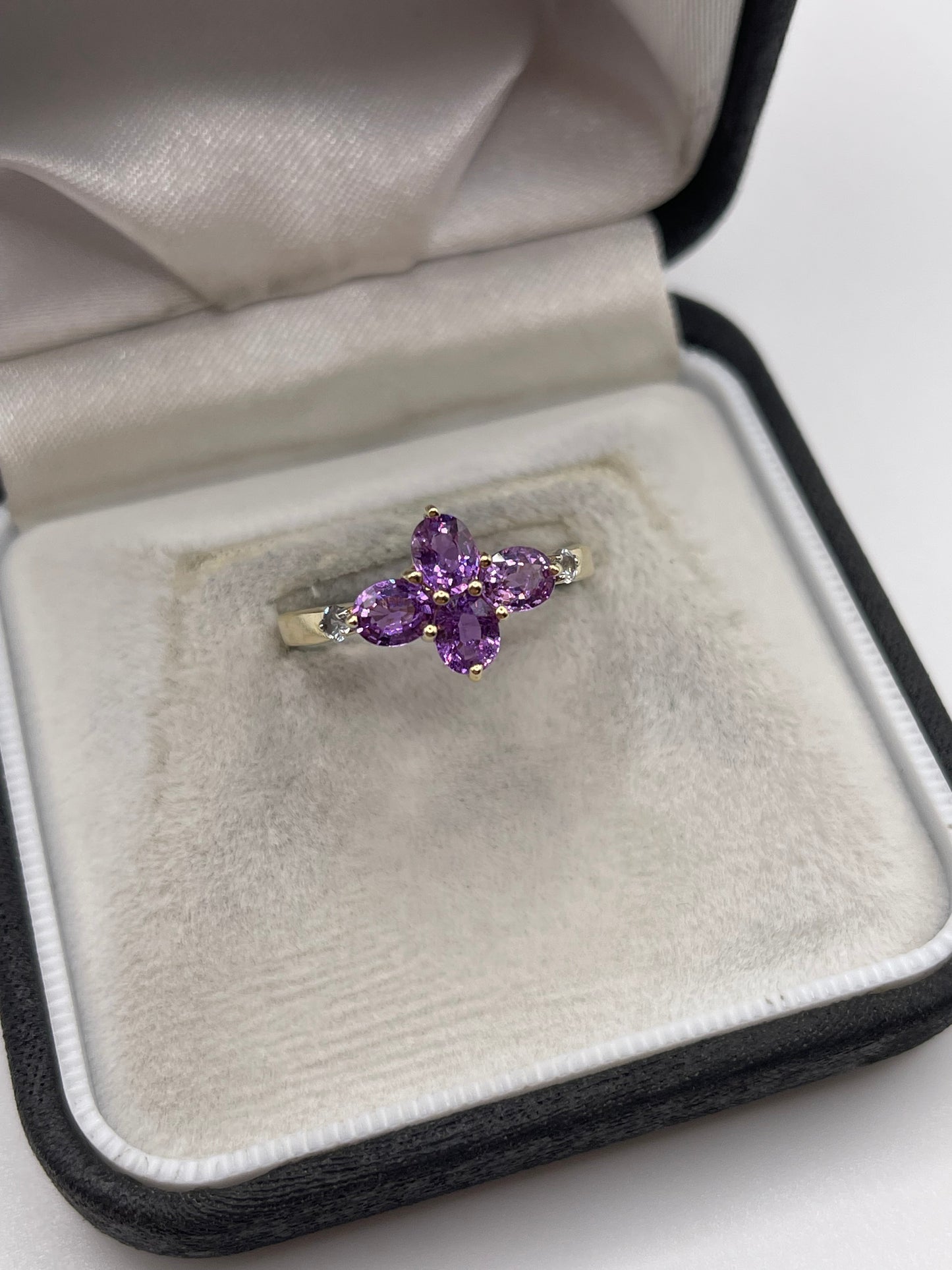 9ct gold spinel and zircon ring