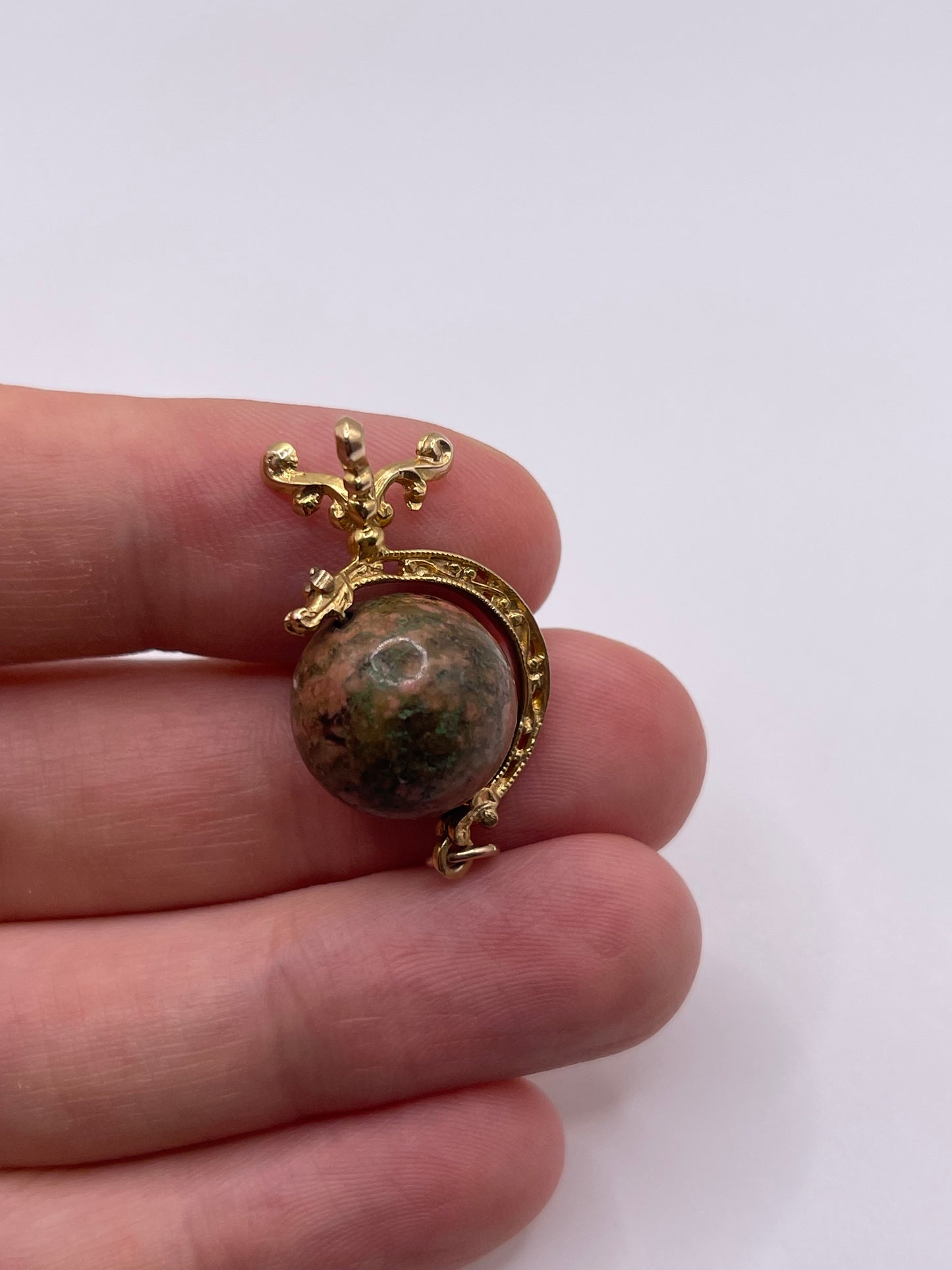 9ct gold gemstone globe charm