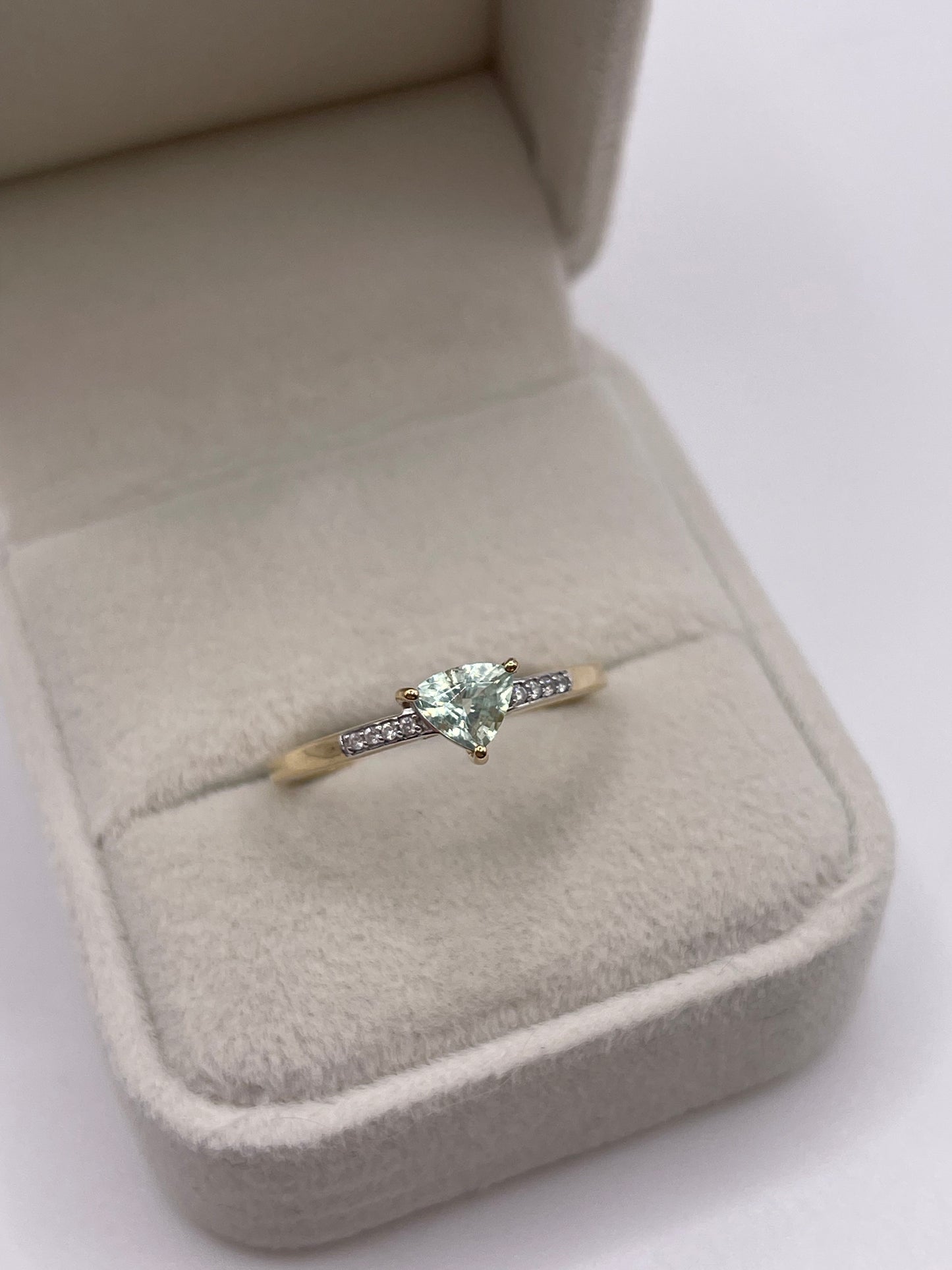 9ct gold tourmaline and zircon ring