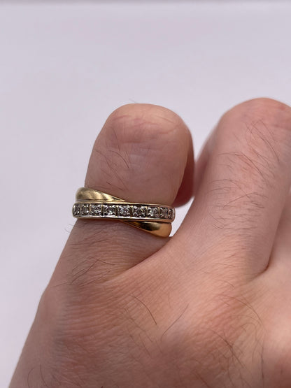 9ct gold diamond ring