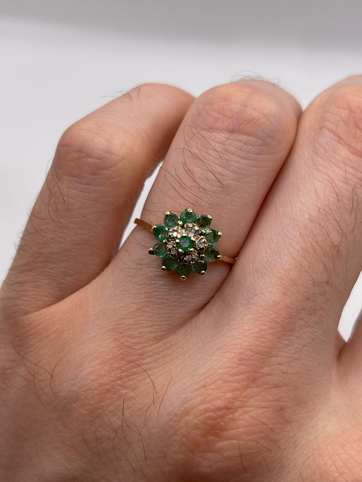 9ct gold emerald and diamond ring