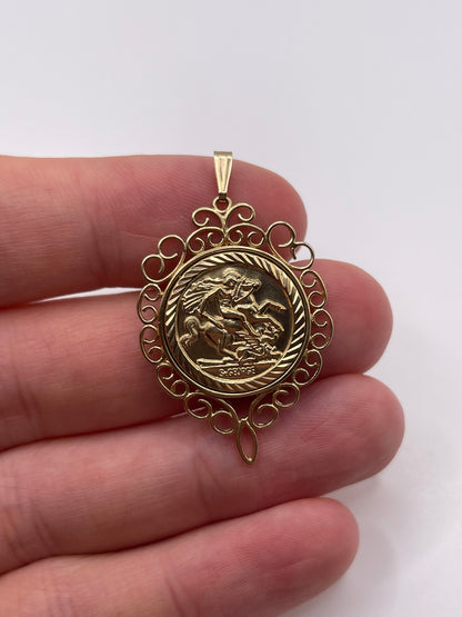 9ct gold St George medallion pendant