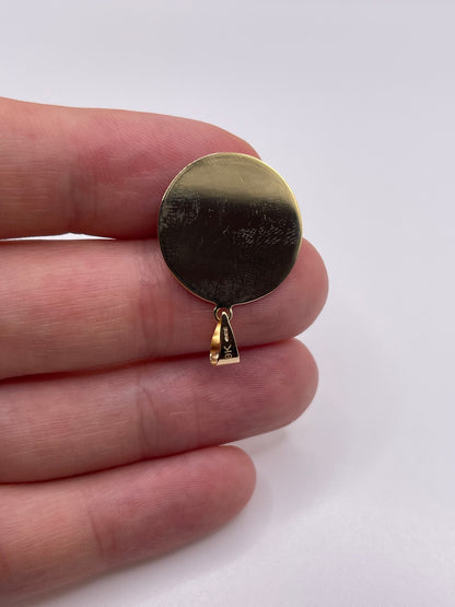 9ct gold medallion pendant