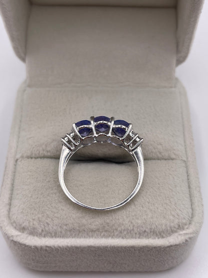 9ct white gold tanzanite and zircon ring