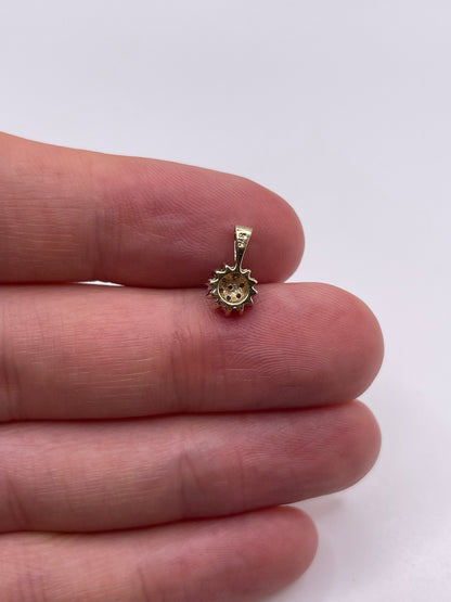 9ct gold diamond cluster pendant