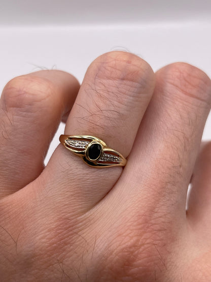 9ct gold sapphire and diamond ring
