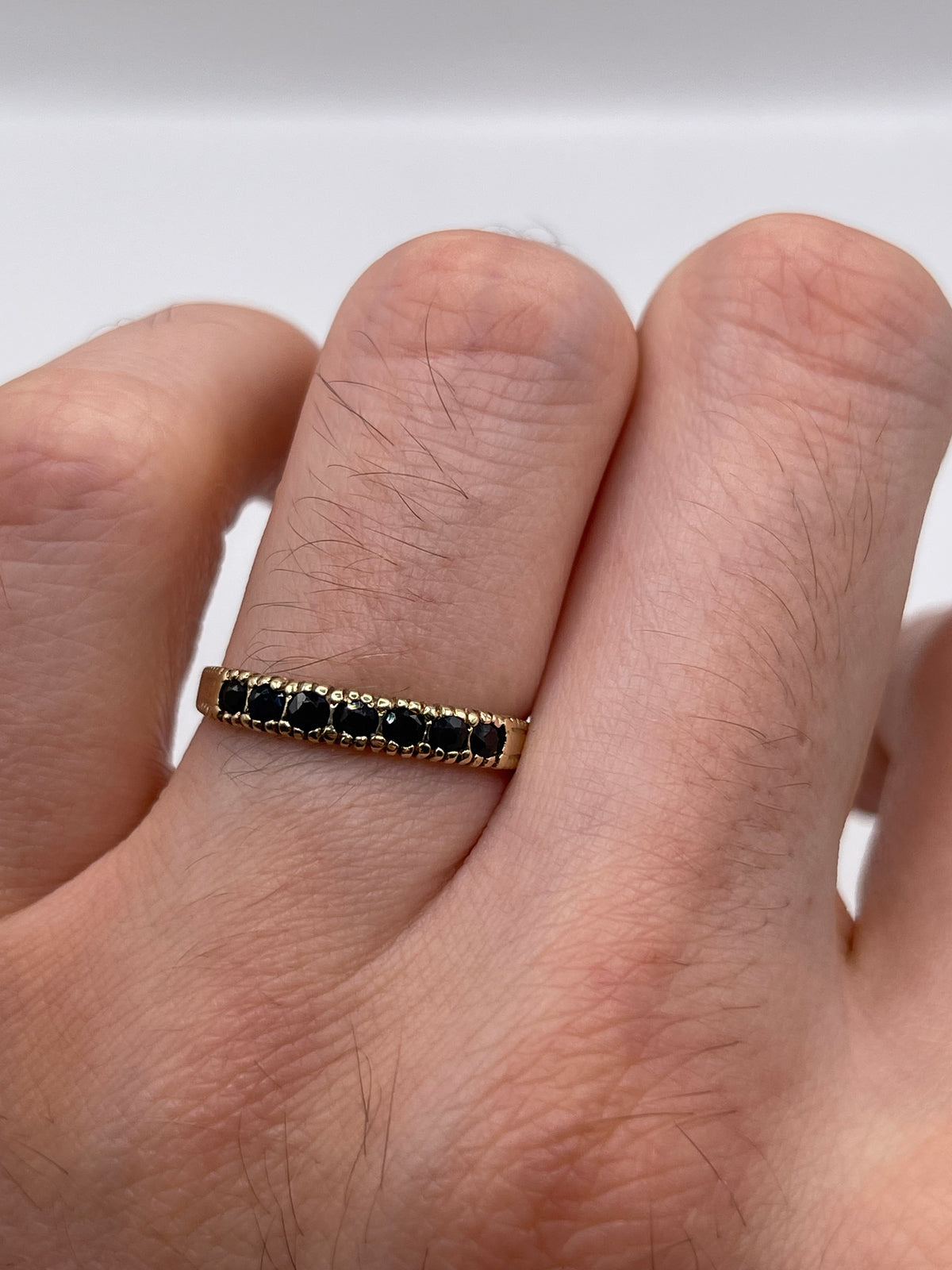 9ct gold sapphire ring