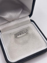 Load image into Gallery viewer, 9ct white gold twist band
